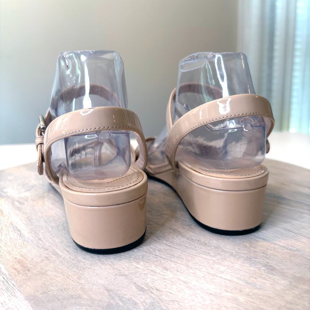 Vintage Authentic Prada Calzature Donna Nude Patent Leather Sandals US Size 9 - Picture 11 of 13
